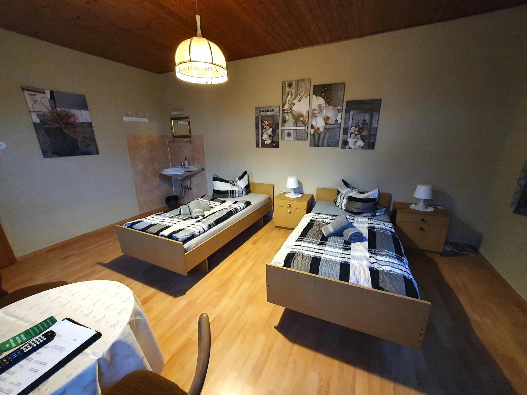 Gaestehaus Weisses Lamm - Monteurzimmer Nordhalben Екстериор снимка