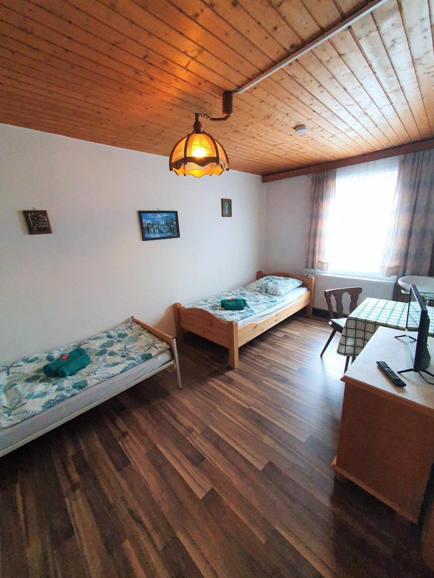 Gaestehaus Weisses Lamm - Monteurzimmer Nordhalben Екстериор снимка